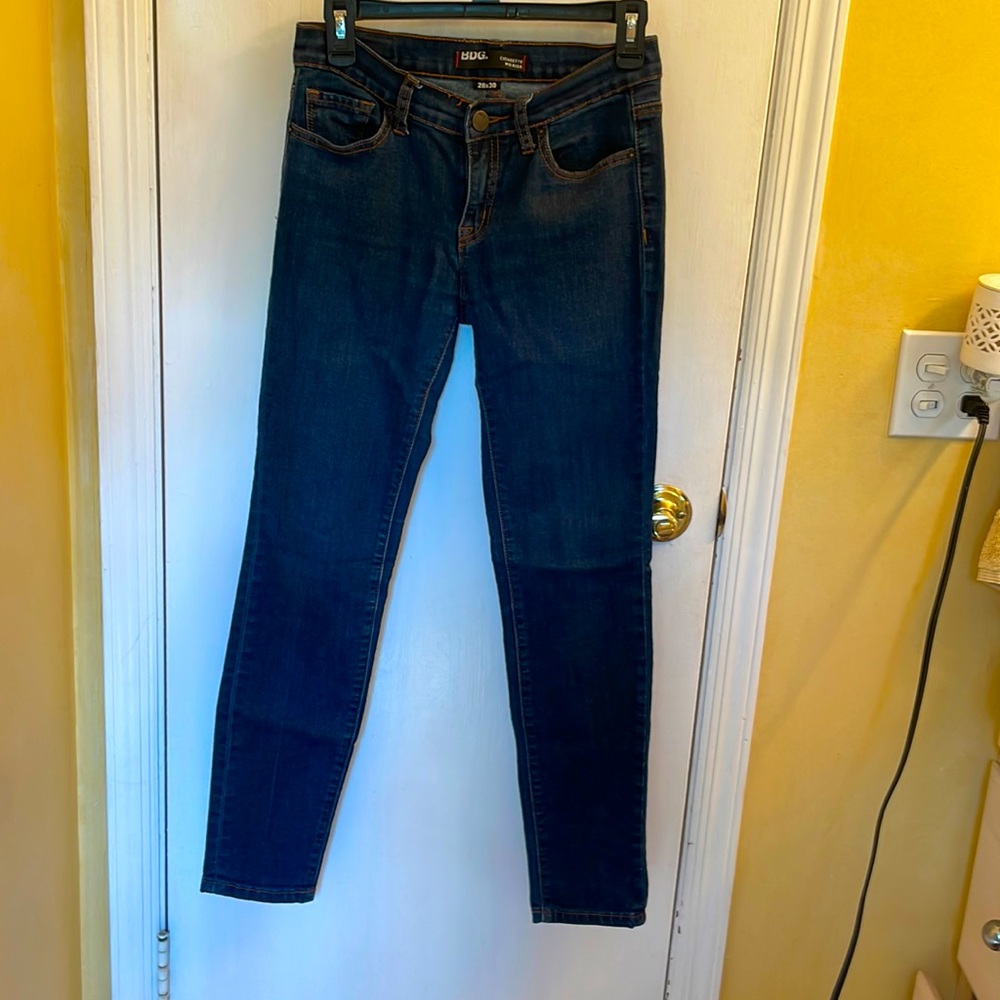 BDG URBAN OUTFITTERS Cigarette Ankle Denim Blue Jeans Mid Rise 28x30 Skinny